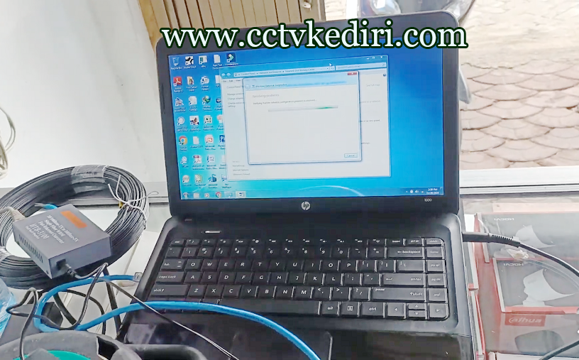<p>Servis layar leptop dengan harga terjangkau anda bisa menggunakan leptop anda kembali dan kami juga akan memperbaiki leptop anda dengan benar dan sebelum kami memperbaiki leptop anda kami akan mengecek terlebih dahulu, kami juga akan memperbaiki kendala yang rusak pada leptop anda dengan begitu anda dapat gunakan leptop anda seperti semula.</p>
